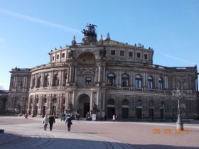 Semperoper 2.JPG