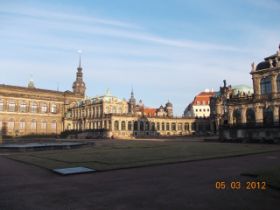 Zwinger 13.JPG